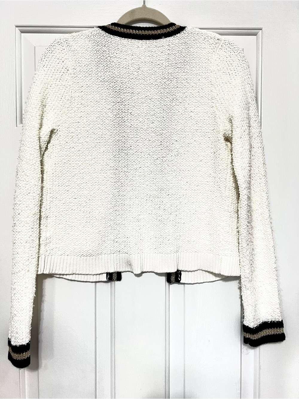 Lilly pulitzer cream bouclé cardigan with gold and black trim size S - Picture 9 of 9